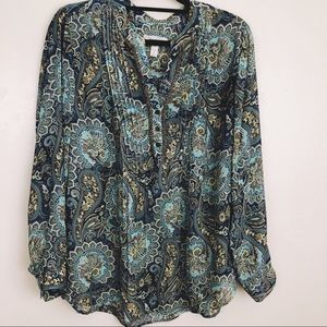 Classy Tunis With just a little Bling